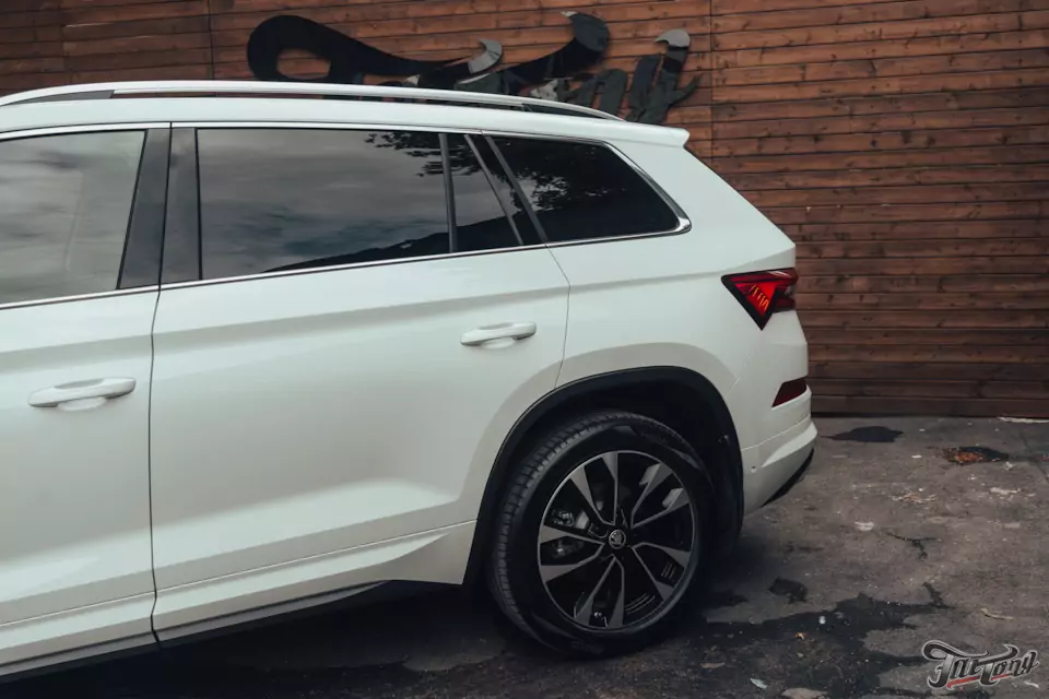 Полировка кузова и обработка керамикой для Skoda Kodiaq